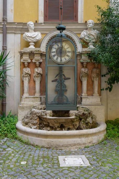 Discover The Pantheon From The Berardi Studio Flat Exterior foto